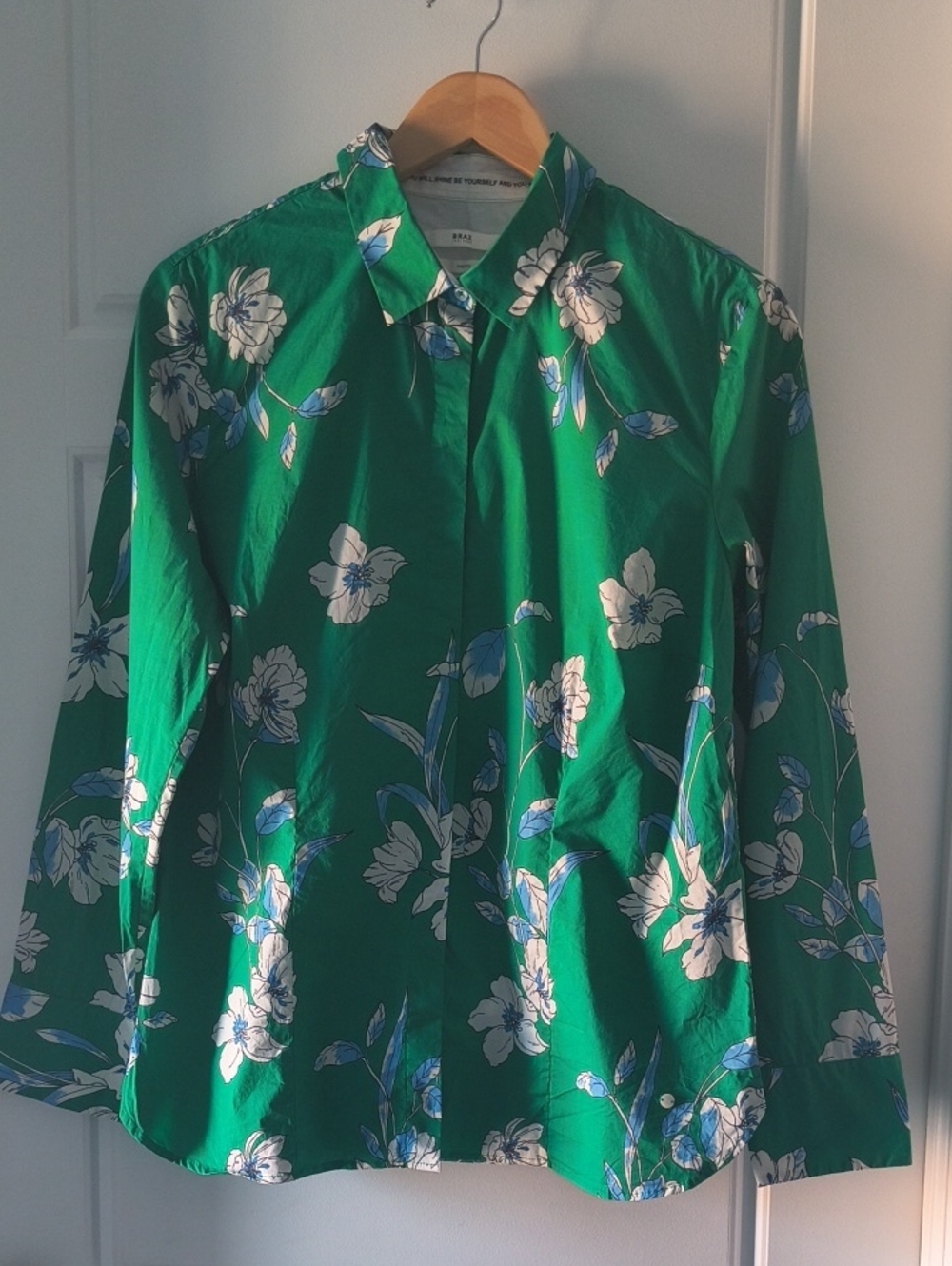 BRAX Green Floral Button-Down Shirt